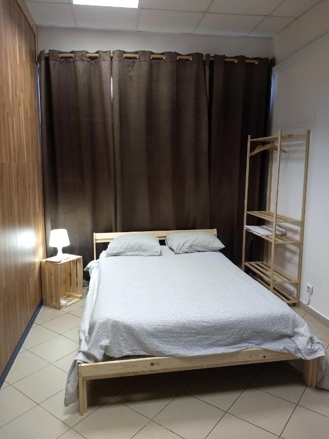 Melaya Budget Hostel 파로 외부 사진